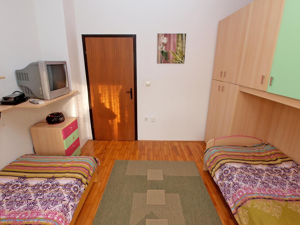 Family Friendly Apartment 946 풀라 외부 사진
